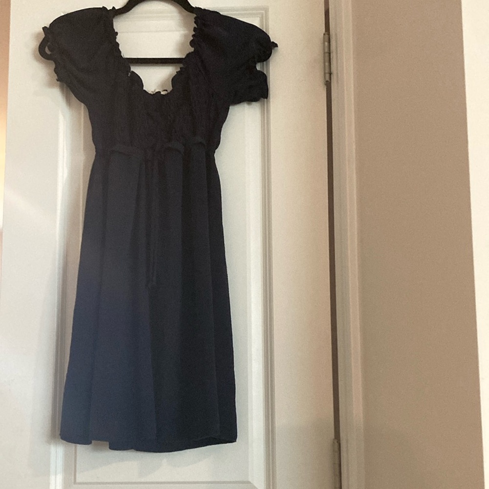 Altar’d Woman’s medium Black Ruffled Dress spring and summer fashion